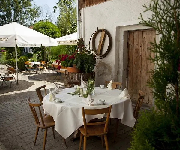 Wirtshaus Am Schloss 호텔 Aicha vorm Wald